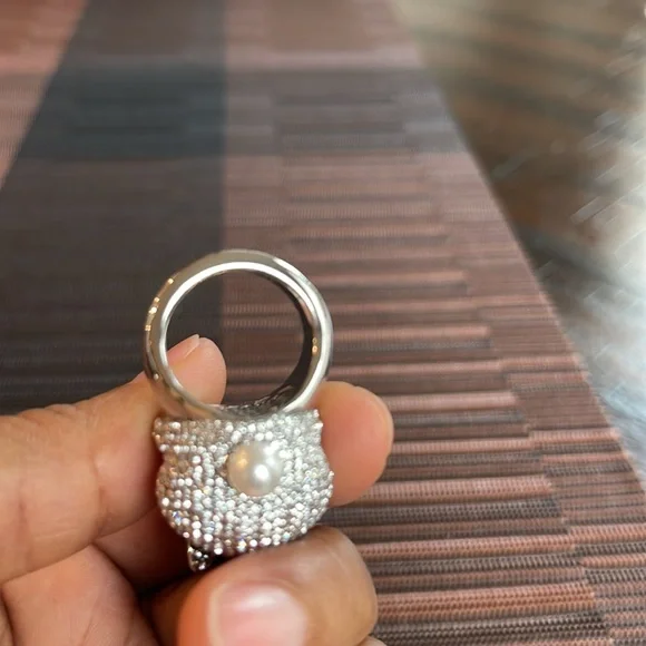 Kate Spade Big Bunny Sparkly Statement Ring - Picture 4 of 16